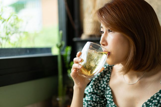 美肌に！残暑の熱中症対策に！簡単＆美味しい「水出し緑茶」