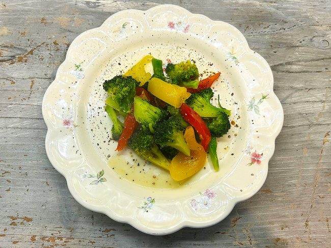 美の元「ビタミン」「ミネラル」「食物繊維」を見目麗しい「野菜のペペロンチーノ」で!