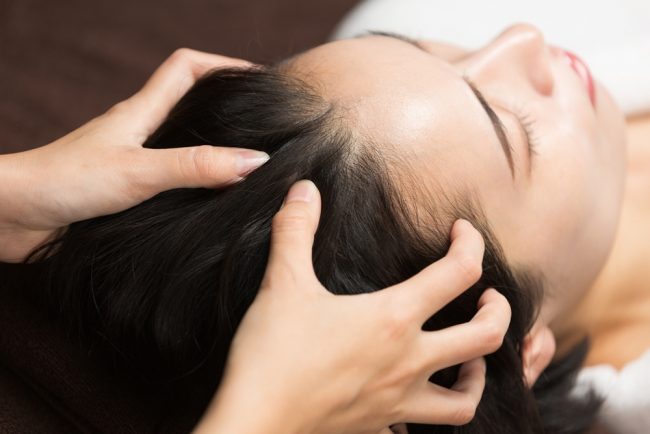 【頭皮で変わる、美の新常識④】「まだ若いから」は通用しない！スマホ薄毛、ストレス薄毛、あなたは大丈夫？