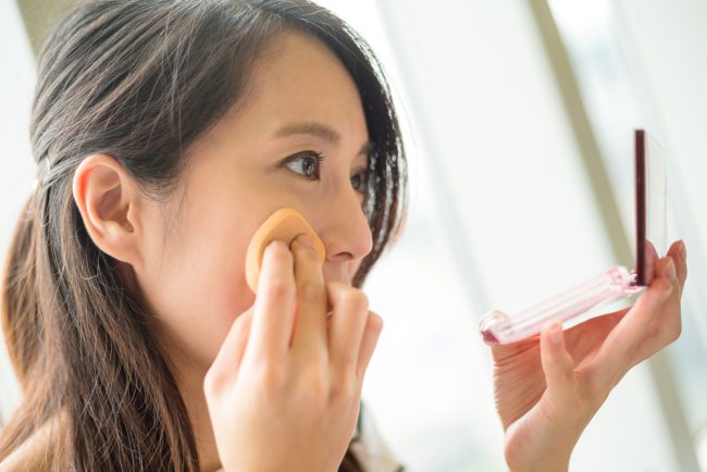 残暑の「毛穴落ち」「メイク崩れ」対策10Tips