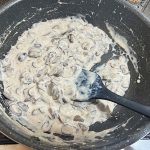 免疫力UPの豪華な一皿「マッシュルームソースのチキンロール」