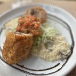 免疫力UPの豪華な一皿「マッシュルームソースのチキンロール」