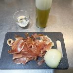 くすまない肌をつくる、初夏のタパス「新玉ネギと生ハムのマリネ」